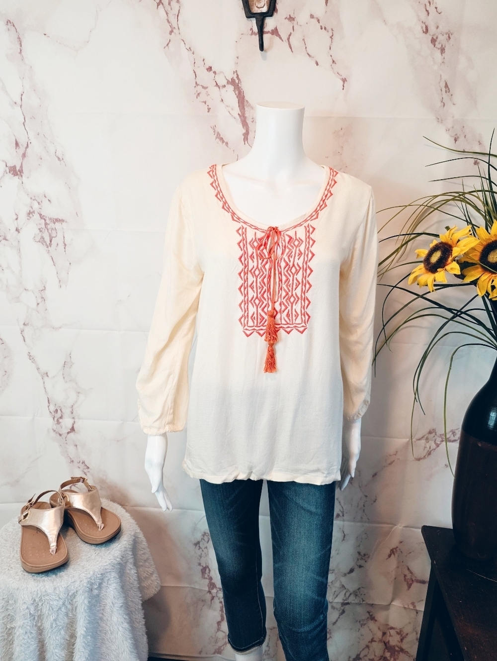 Soft Joie Embroidered Boho Blouse XS Cream Tassel Tie Neck Top - Picture 3 of 8